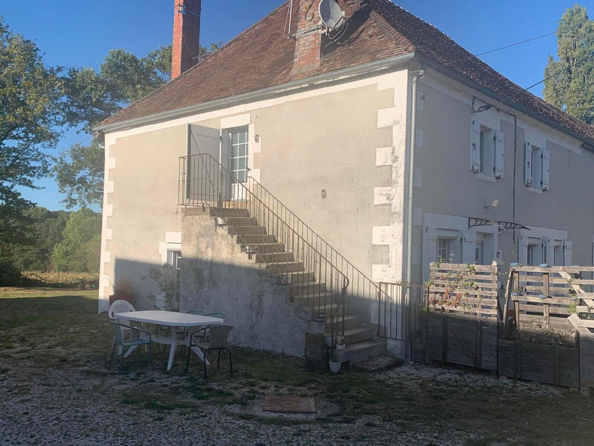 Logement Independant Le Poulailler Proche Guedelon Treigny Exteriör bild